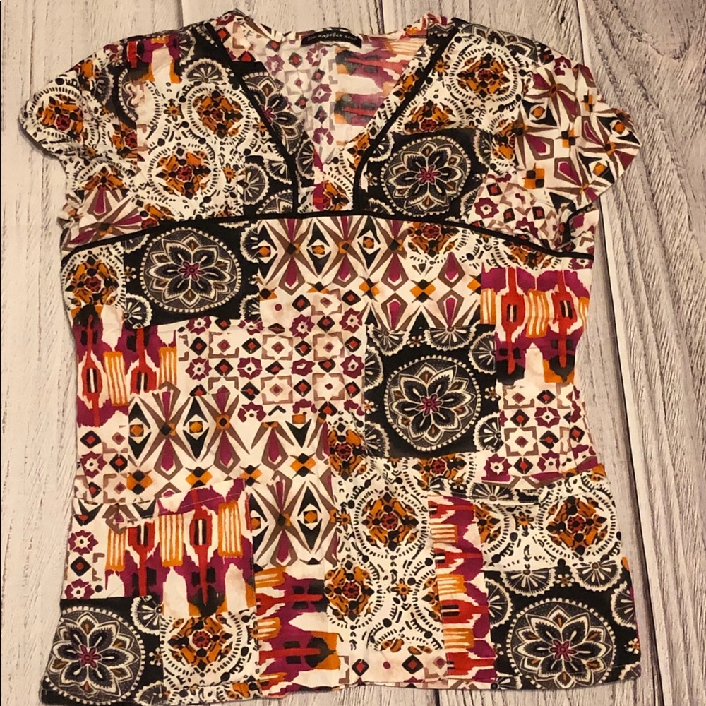 Scrub top